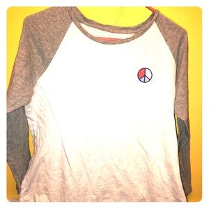 Long sleeve gray and white peace tee